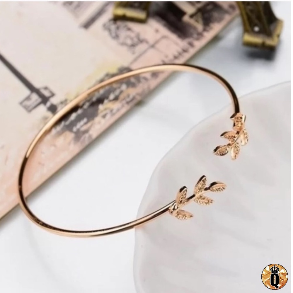 🔴𝟭𝟬/$𝟮𝟱🔴NEW 2 Leaf Simple Delicate Floral Cuff - Picture 11 of 11